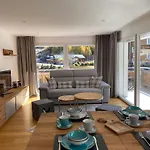 Luxury Romaine 1st Floor Daire