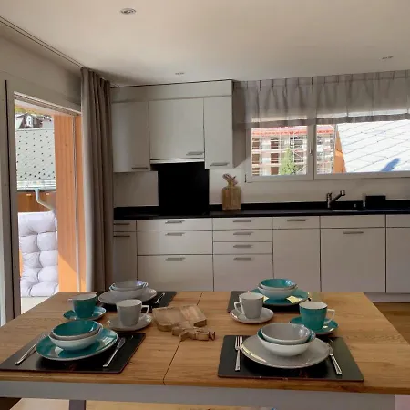 דירה Luxury Romaine 1st Floor סאס פה