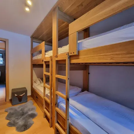 Luxury Romaine 1st Floor דירה סאס פה