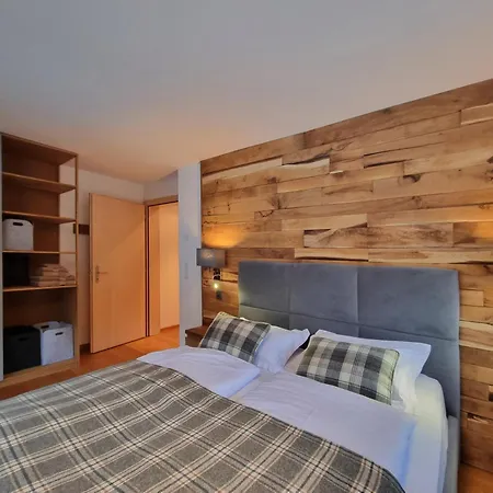 Luxury Romaine 1st Floor Apartamento