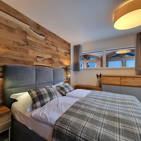 Apartamento Luxury Romaine 1st Floor *